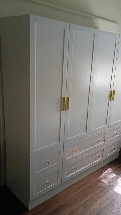 Kitchen storage pantry assembly